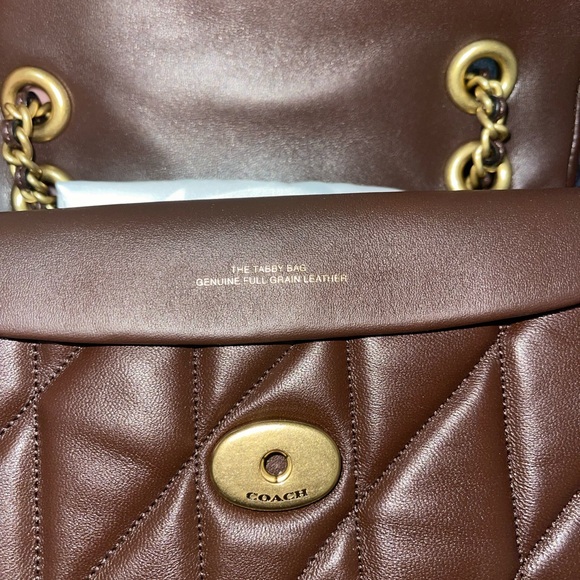 Tabby Shoulder Bag 20 With Pillow Quilting - Picture 4 of 11